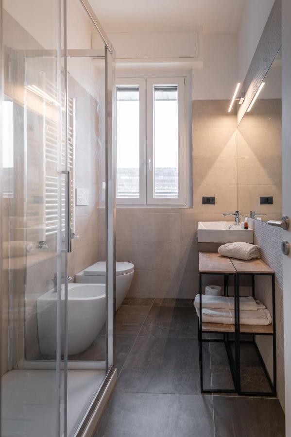 Апартаменты Montello Livings, Exclusive Terrace And Skyline View Милан Экстерьер фото